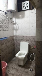 Bathroom Image of 500 Sq.ft 1 BHK Apartment / Flat for rent in Serilingampally Hyderabad for Rs. 18000