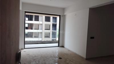 Living Room Image of 2025 Sq.ft 3 BHK Apartment / Flat for sale in Saffron Flora, Sargasan Gandhinagar for Rs. 9000000