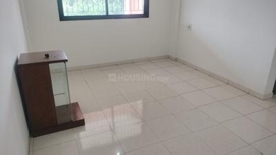 Living Room Image of 650 Sq.ft 1 BHK Apartment / Flat for rent in Magarpatta Heliconia, Hadapsar Pune for Rs. 25000