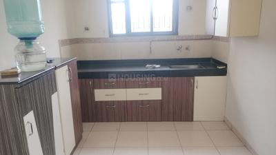 Kitchen Image of 650 Sq.ft 1 BHK Apartment / Flat for rent in Magarpatta Heliconia, Hadapsar Pune for Rs. 25000