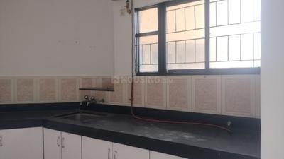 Kitchen Image of 820 Sq.ft 2 BHK Apartment / Flat for sale in Daffodils, Magarpatta City Pune for Rs. 13000000