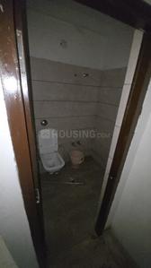Dwarkesh Opulence Bathroom One 3