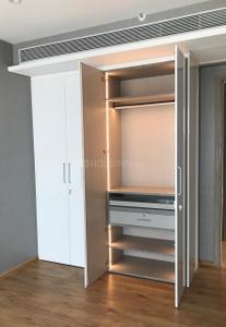 Bedroom Image of 1200 Sq.ft 3 BHK Apartment / Flat for sale in Rustomjee Seasons, Bandra East Mumbai for Rs. 90000000