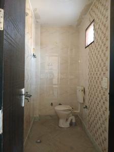 Bathroom Image of 900 Sq.ft 2 BHK Apartment / Flat for sale in Mayur Apartment, Sector 9 Rohini New Delhi for Rs. 15000000