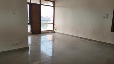 Living Room Image of 2050 Sq.ft 3.5 BHK Apartment / Flat for rent in   Veena Residency, Sector 22 Dwarka New Delhi for Rs. 52000