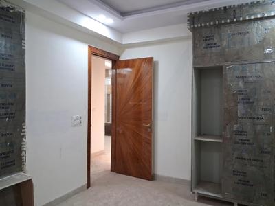 Bedroom Image of 1650 Sq.ft 3.5 BHK Apartment / Flat for sale in DM Infra, Sector 104 Noida for Rs. 7500000