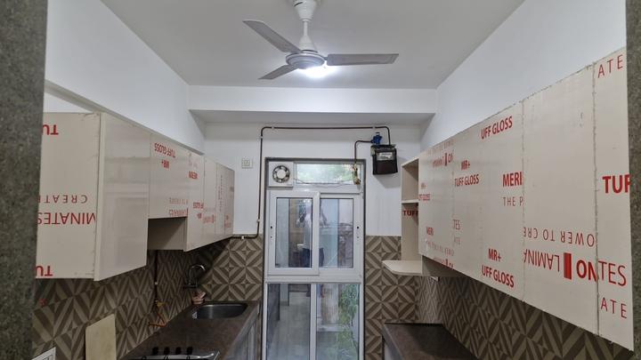 Platinum Life Main Image 1