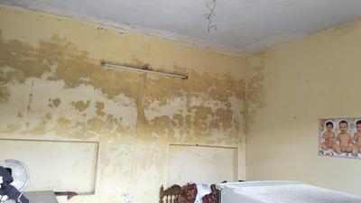 Bedroom Image of 1830 Sq.ft 2 BHK Farm House for rent in Phool Narayan Park, Harunagla Bareilly for Rs. 2000