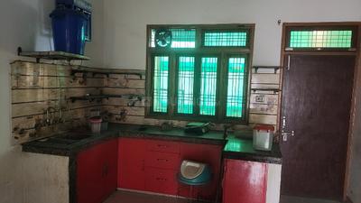 Kitchen Image of 1100 Sq.ft 2 BHK Builder Floor for rent in Prem Nagar Sitapur for Rs. 15000