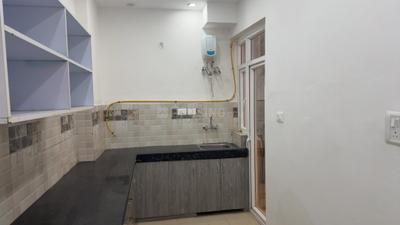 Kitchen Image of 900 Sq.ft 2 BHK Apartment / Flat for sale in Ratan Pearls, Noida Extension Greater Noida for Rs. 10200000