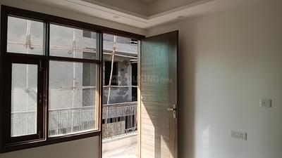 Bedroom Image of 1300 Sq.ft 3 BHK Apartment / Flat for sale in Chhattarpur New Delhi for Rs. 10500000