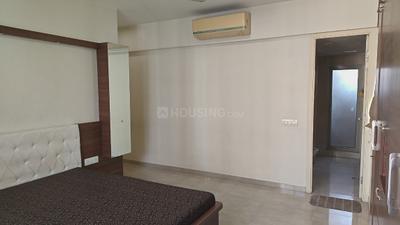 Bedroom Image of 1550 Sq.ft 3 BHK Apartment / Flat for rent in Hiranandani Rodas Enclave Bankston, Hiranandani Estate Thane for Rs. 100000