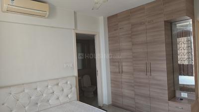 Bedroom Image of 1550 Sq.ft 3 BHK Apartment / Flat for rent in Hiranandani Rodas Enclave Bankston, Hiranandani Estate Thane for Rs. 100000