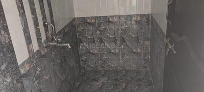 Bathroom Image of 500 Sq.ft 1 BHK Independent House for rent in Thergaon Pune for Rs. 15000