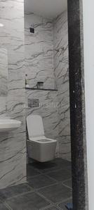 Bathroom Image of 800 Sq.ft 1 BHK Builder Floor for rent in Mamta Golden Valley, Balya Kheda Indore for Rs. 10000