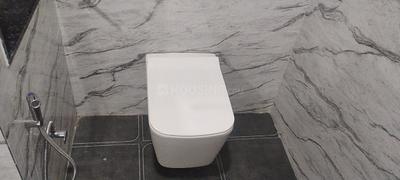 Bathroom Image of 800 Sq.ft 1 BHK Builder Floor for rent in Mamta Golden Valley, Balya Kheda Indore for Rs. 10000