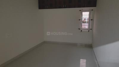 Bedroom Image of 800 Sq.ft 2 BHK Apartment / Flat for rent in Karumathampatti Coimbatore for Rs. 12500
