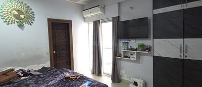 Bedroom Image of 1200 Sq.ft 2.5 BHK Apartment / Flat for sale in VVIP Homes, Noida Extension Greater Noida for Rs. 14000000