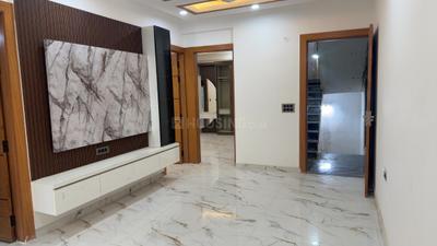 Living Room Image of 1050 Sq.ft 2 BHK Apartment / Flat for sale in Sap Sunrise, Sector 73 Noida for Rs. 4550000