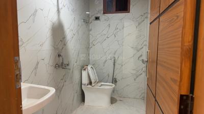 Image of 1450 Sq.ft 3 BHK Apartment / Flat for sale in Sap Sunrise, Sector 73, Noida for Rs. 6550000
