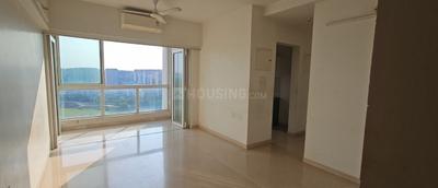 Living Room Image of 900 Sq.ft 2 BHK Apartment / Flat for rent in Godrej The Trees, Vikhroli East Mumbai for Rs. 118500