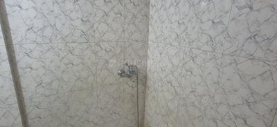 Bathroom Image of 550 Sq.ft 1 BHK Apartment / Flat for rent in Star Realcon The Essentia, Milakpur Goojar Bhiwadi for Rs. 8500