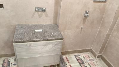 Image of 1800 Sq.ft 3 BHK Builder Floor for sale in Vivek Vihar, New Delhi for Rs. 40000000