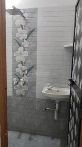 Bathroom Image of 500 Sq.ft 1 RK Studio for rent in Teka Naka Nagpur for Rs. 7000