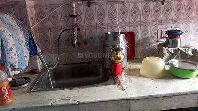 Kitchen Image of 950 Sq.ft 2 BHK Apartment / Flat for rent in Shalimar Garden Ghaziabad for Rs. 12000