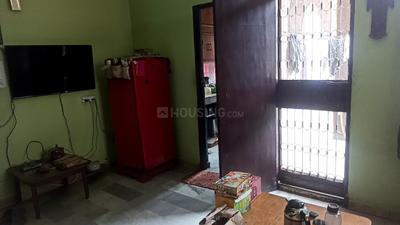 Living Room Image of 950 Sq.ft 2 BHK Apartment / Flat for rent in Shalimar Garden Ghaziabad for Rs. 12000