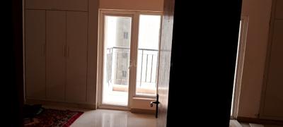 Bedroom Image of 1045 Sq.ft 3 BHK Apartment / Flat for sale in Amrapali Dream Valley, Noida Extension Greater Noida for Rs. 7200000