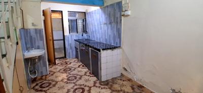 Kitchen Image of 900 Sq.ft 1.5 BHK Independent House for rent in Vashi Navi Mumbai for Rs. 35000