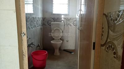 Bathroom Image of 150 Sq.ft 1 BHK Independent House for rent in Kattigenahalli Bengaluru for Rs. 8500