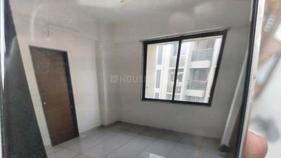 Bedroom Image of 1305 Sq.ft 2 BHK Apartment / Flat for rent in Jagatpur Ahmedabad for Rs. 21000