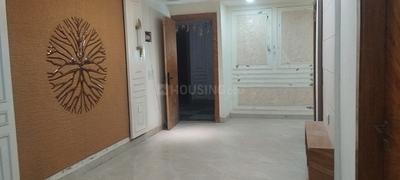 Living Room Image of 1550 Sq.ft 3 BHK Apartment / Flat for sale in Capital Home 102, Sector 102 Noida for Rs. 6800000