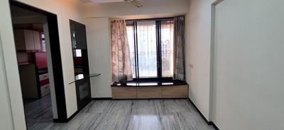 Living Room Image of 500 Sq.ft 1 BHK Apartment / Flat for rent in Kandivali West Mumbai for Rs. 32000