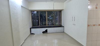Living Room Image of 550 Sq.ft 1 BHK Apartment / Flat for rent in RNA Regency Park, Kandivali West Mumbai for Rs. 36000