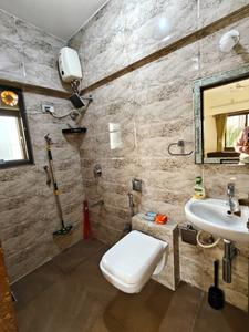 Bathroom Image of 850 Sq.ft 2 BHK Apartment / Flat for sale in Dadar East Mumbai for Rs. 35500000