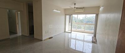 Living Room Image of 1200 Sq.ft 3 BHK Apartment / Flat for rent in Godrej The Trees, Vikhroli East Mumbai for Rs. 170700