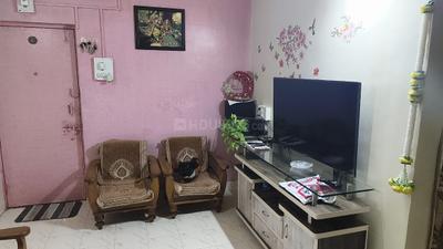 Living Room Image of 600 Sq.ft 1.5 BHK Apartment / Flat for rent in Warje Pune for Rs. 25000