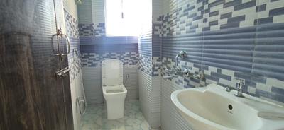 Image of 900 Sq.ft 2 BHK Apartment / Flat for rent in Hengrabari, Guwahati for Rs. 20000