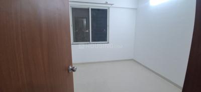 Bedroom Image of 1000 Sq.ft 2 BHK Apartment / Flat for rent in Sky Crest, Hadapsar Pune for Rs. 20000