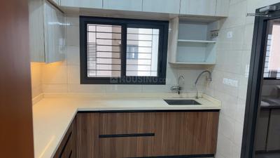 Kitchen Image of 1700 Sq.ft 3 BHK Apartment / Flat for rent in Sobha Lake Gardens, K R Puram Bengaluru for Rs. 67000