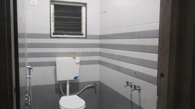Bathroom Image of 500 Sq.ft 1 BHK Builder Floor for rent in Rajarampuri Kolhapur for Rs. 11000