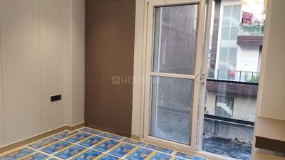Bedroom Image of 1125 Sq.ft 3 BHK Builder Floor for sale in Anand Vihar New Delhi for Rs. 24000000