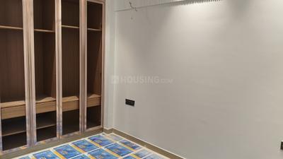 Bedroom Image of 1125 Sq.ft 3 BHK Builder Floor for sale in Anand Vihar New Delhi for Rs. 24000000
