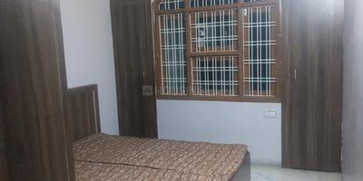 Bedroom Image of 1500 Sq.ft 2 BHK Builder Floor for rent in Nipania Indore for Rs. 25000