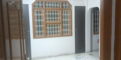 Bedroom Image of 1500 Sq.ft 2 BHK Builder Floor for rent in Nipania Indore for Rs. 25000