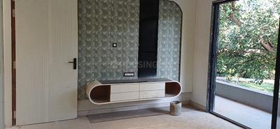 Bedroom Image of 1250 Sq.ft 3 BHK Builder Floor for sale in Ashok Vihar New Delhi for Rs. 32500000