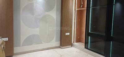Bedroom Image of 1250 Sq.ft 3 BHK Builder Floor for sale in Ashok Vihar New Delhi for Rs. 32500000